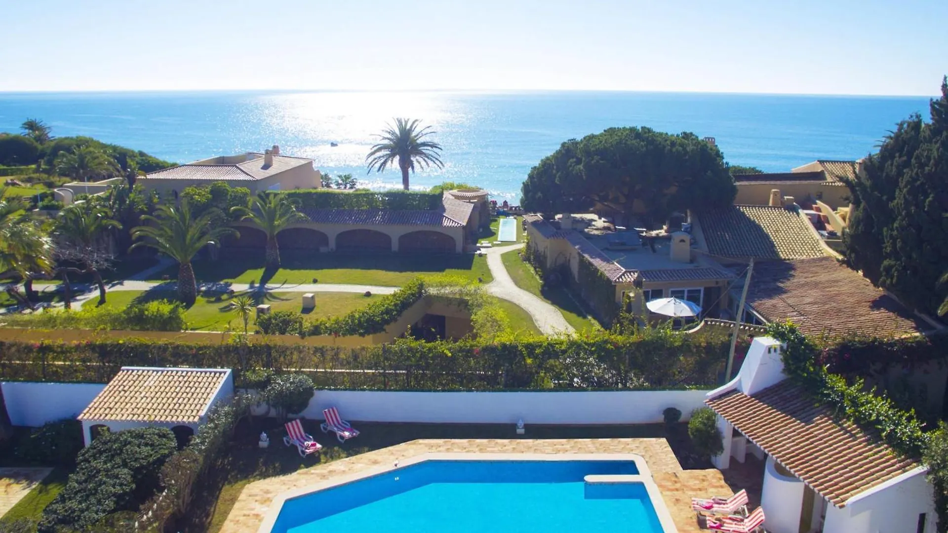 Villa With Bbq, Pool Albufeira